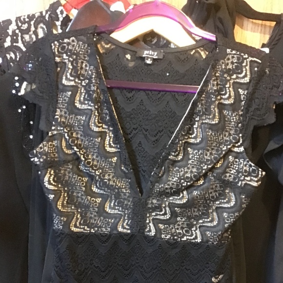 Lace Bodysuit EUC - Picture 3 of 7